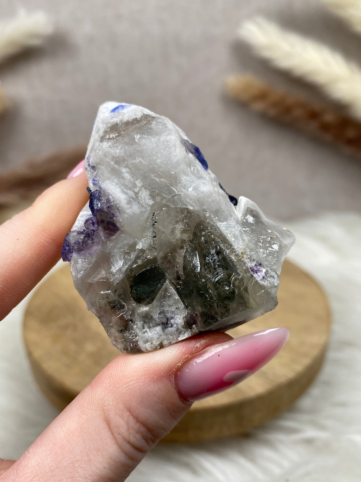 Blaubeer Fluorit auf Quarz (4)